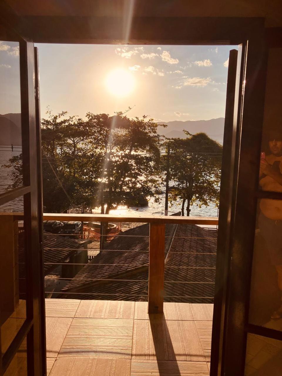 Yellow House Beira Mar Portinho Villa Ilhabela Exterior photo